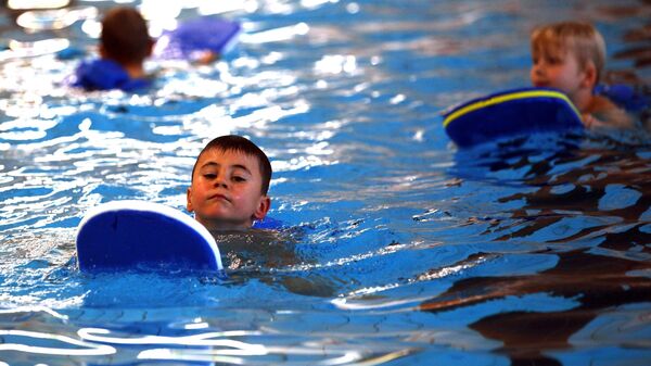 Dämpfer bei Schwimmbadsanierung in Hemmoor