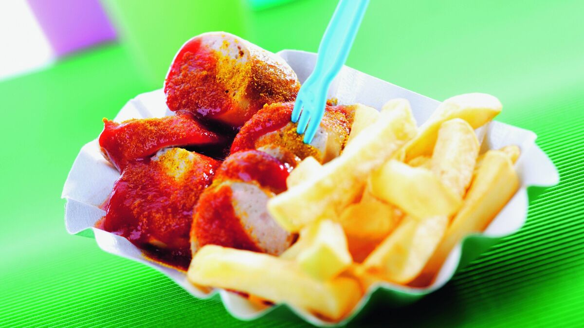 Es sei davon auszugehen, dass der "Fast-Food"-Konsum von Kindern und Jugendlichen steigt, wenn sie täglich damit konfrontiert sind, sagt die Expertin Stefanie Rieper. Symbolfoto: dpa