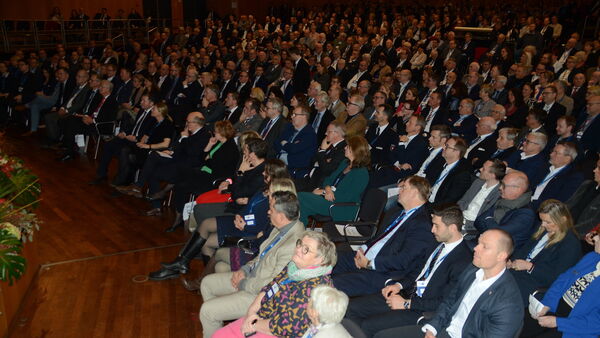 IHK Elbe-Weser: Regionale Wirtschaft macht Druck auf die Politik