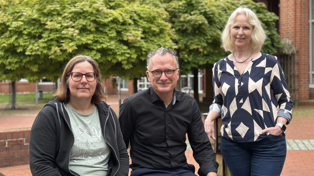 Kathleen Ziepke, Friedhelm Ottens und Dr. Hella Fröhlke (v.l.) legten in einem Pressegespräch die Hintergründe der Landkreis-Entscheidungen zur Gewährung von Frühförderung dar. Foto: Reese-Winne