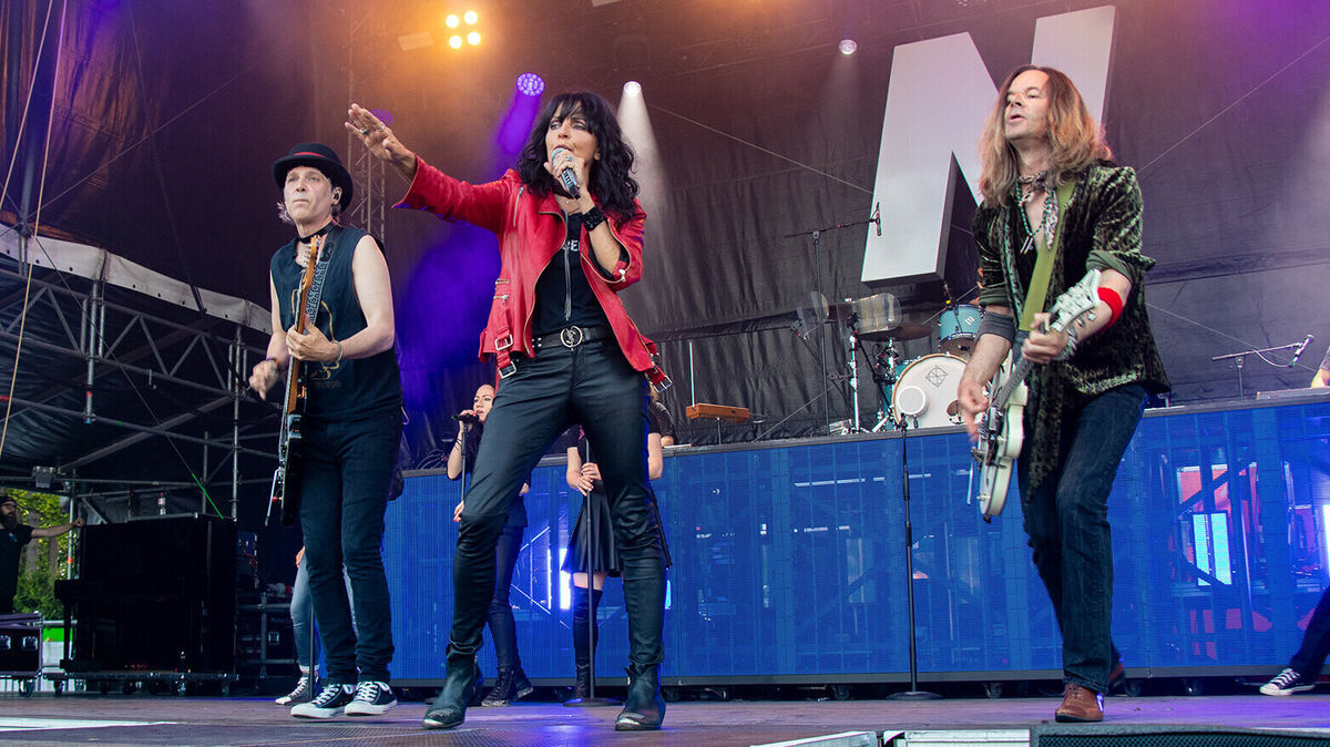 Nena hat ihre Fans beim "Coast in Concert"-Festival restlos begeistert. 23 Songs voller Rock 'n' Roll, aber auch Gefühl bestimmten das Programm der 65 Jahre alten Sängerin. Foto: Mangels