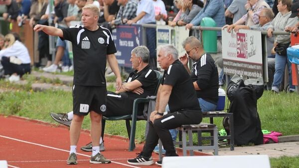FC Cuxhaven setzt nach Trainer-Rücktritt auf eine interne Lösung