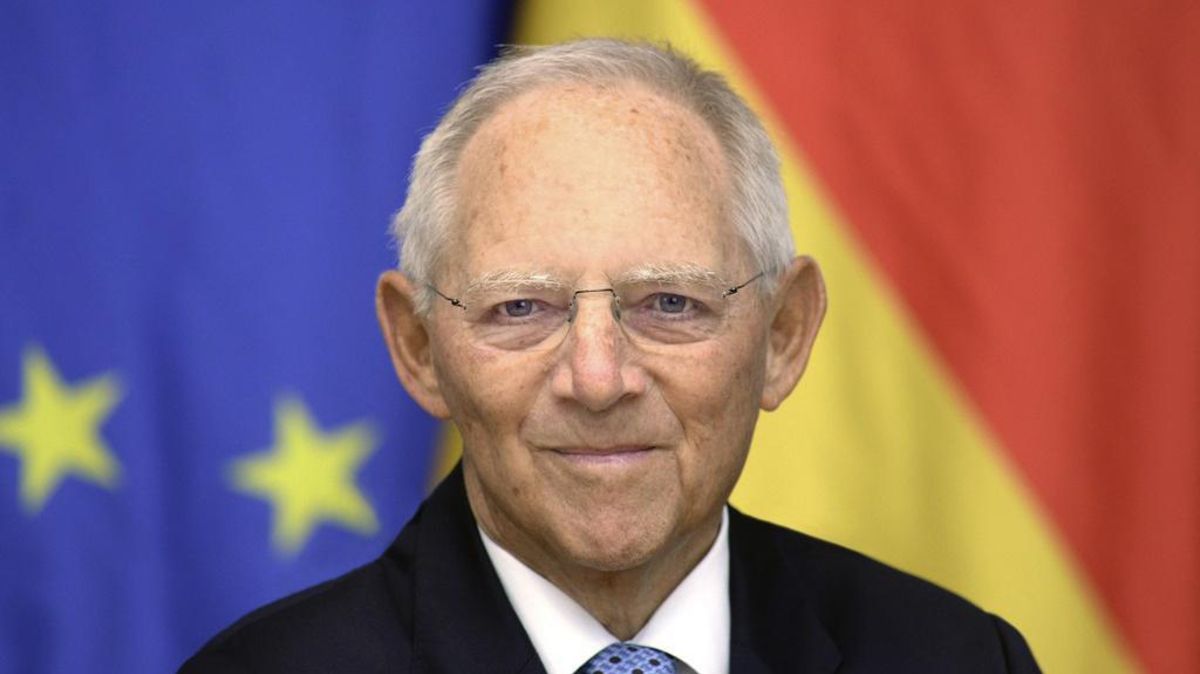 "Unsere Grundrechte und unsere parlamentarische Demokratie wurden zu keinen Zeitpunkt außer Kraft gesetzt", sagt Bundestagspräsident Wolfgang Schäuble. Foto: Deutscher Bundestag/Achim Melde