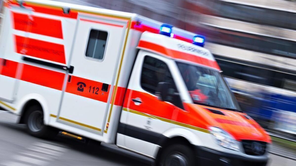 Das Kind wurde ins Krankenhaus gebracht. Symbolfoto: Nicolas Armer/dpa
