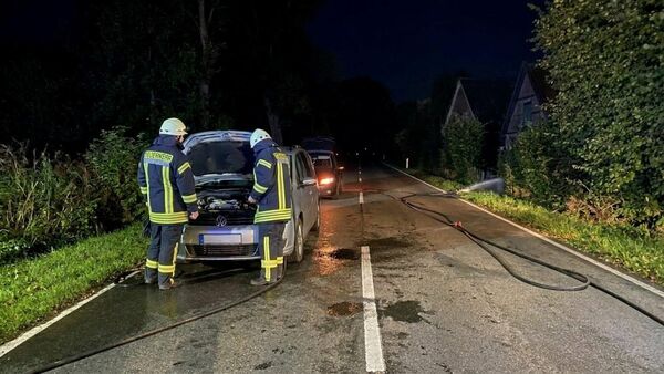 Feuerwehr Oberndorf muss ausrücken: Defekt an Waschdüse sorgt für Einsatz
