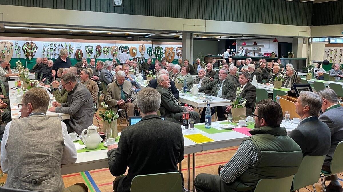 Zum Tag der Jäger war die Bördehalle Lamstedt passend ausgestaltet. Foto: Kramp