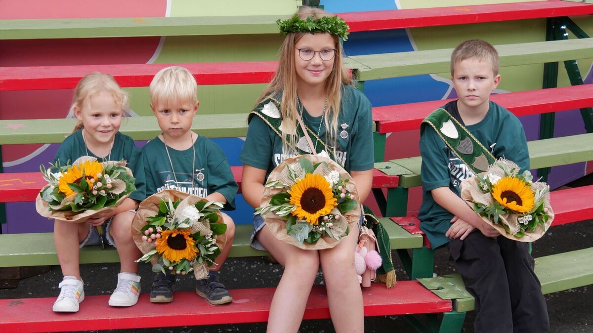 Bereits am Sonntagaben standen die ersten neuen und jüngsten Majestäten beim Schützenverein Schüttdamm-Isensee fest. Foto: Lange