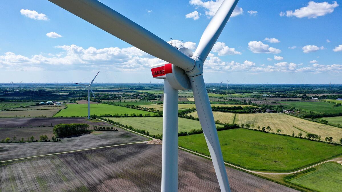 Im künftigen Windpark Otterndorf sollen Windenergieanlagen der Firma Enercon vom Typ E-138 EP3 - hier der Bürgerwindpark Janneby - aufgestellt werden. Foto: Enercon