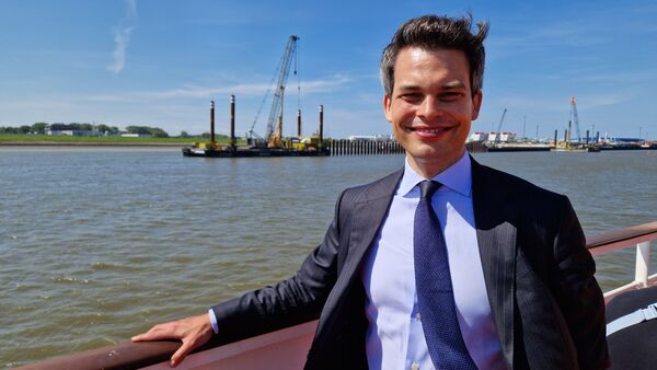 Den Kuchen für Werften und Reedereien an Nord- und Ostsee größer machen