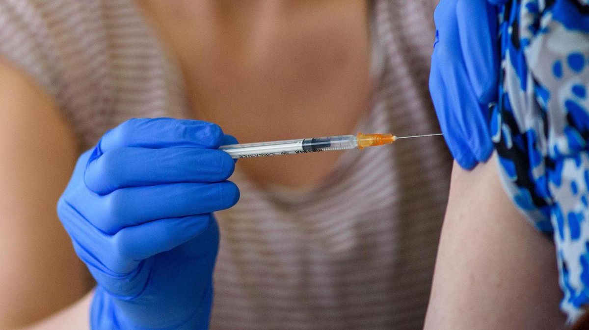 Die Inzidenz im Landkreis Cuxhaven sinkt weiter Die Impfzahlen im Landkreis Cuxhaven steigen indes. Symbolfoto: Klaus-Dietmar Gabbert/dpa