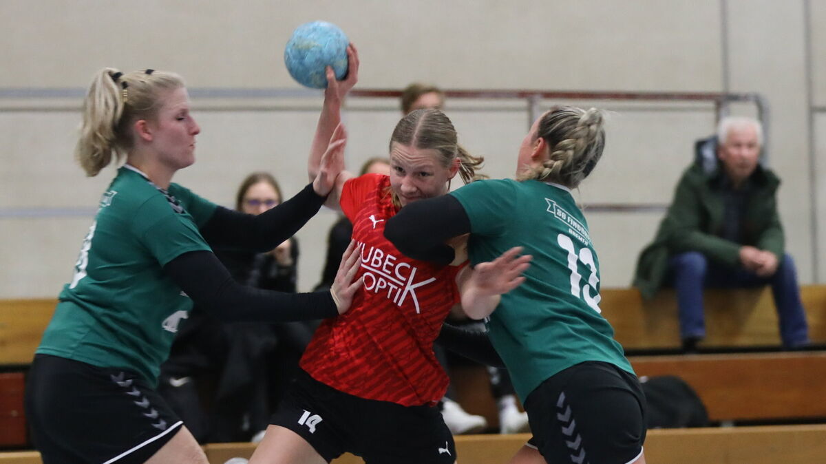 Die erst 18-jährige Charlotte Neuber war trotz der deutlichen Heimniederlage ein Lichtblick beim TSV Altenwalde. Foto: Unruh