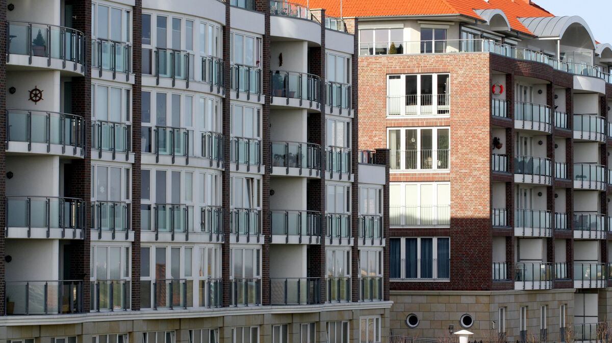 Moderne Wohnkomplexe in Cuxhaven: Der hohe Anteil an Zweitwohnungen prägt das Stadtbild. Archivfoto: Koppe
