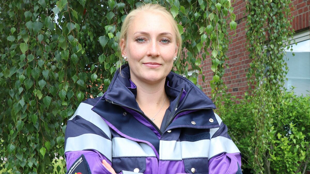 Jasmin Radünz aus Lüdingworth gehört seit drei Jahren zum evangelischen Notfallseelsorge-Team auf dem Deichbrand-Festival. Foto: Mangels