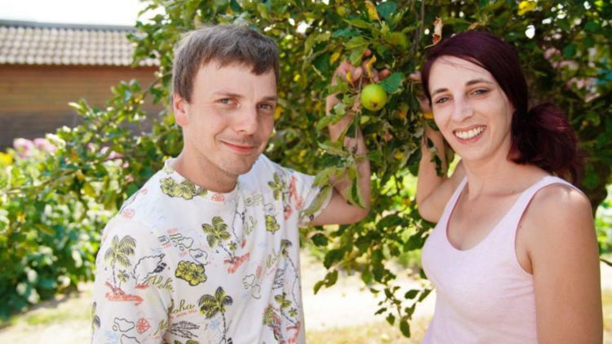 Christopher und Jenny kommen sich langsam näher. Foto: TVNOW/Stefan Gregorowius