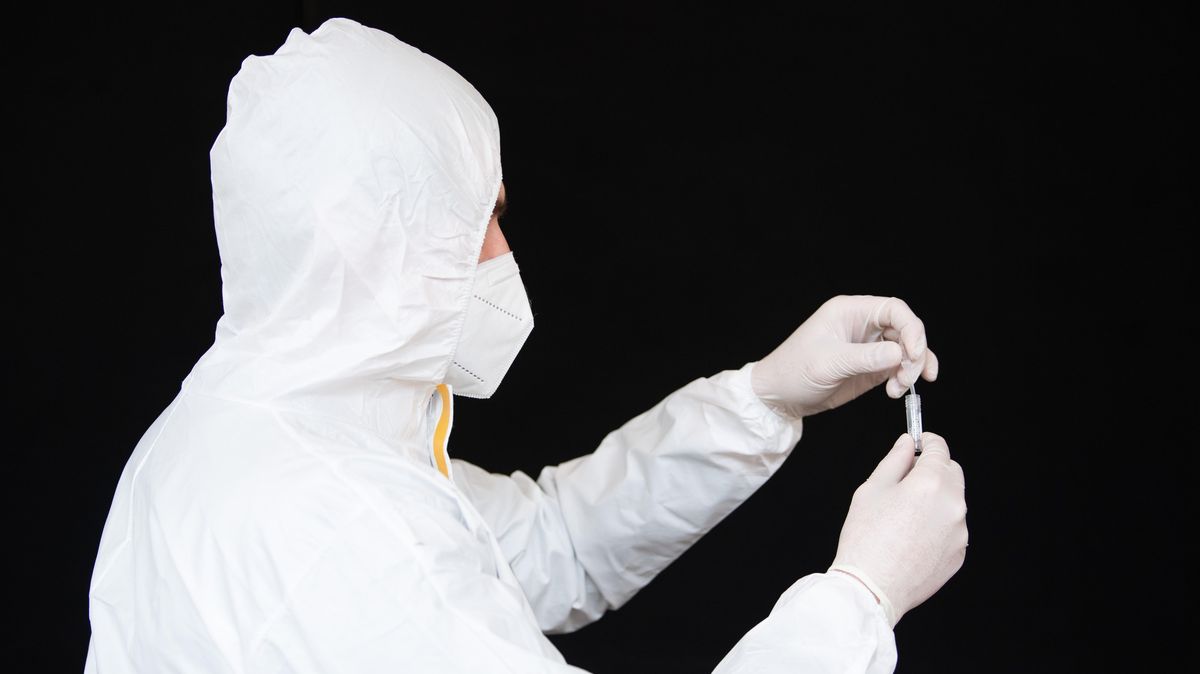 Die Zahl der Neuinfektionen im Landkreis Cuxhaven ist zwar gestiegen, die Inzidenz aber weiter gesunken. Die Bundes-Notbremse greift im Landkreis Cuxhaven also vorerst nicht. Foto: Sebastian Kahnert/dpa