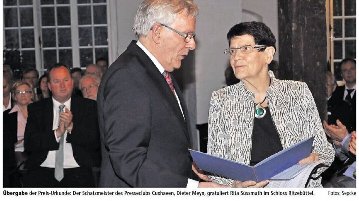Übergabe des Alte-Liebe-Preises im Schloss Ritzebüttel. Die dazugehörige Überschrift in unserer Zeitung charakterisierte Rita Süssmuth in drei Worten treffend: "Eine unerschrockene Frau".