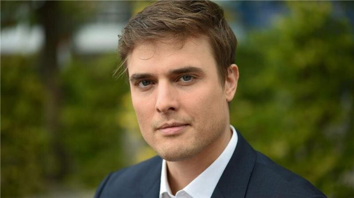 Constantin Schreiber, gebürtiger Cuxhavener, blickt nach vorne – sein neuer Job steht fest.  Foto: picture alliance / Uwe Zucchi