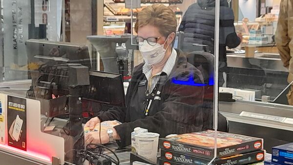 Cadenbergerin berichtet: "Wer derzeit im Supermarkt arbeitet, braucht ein dickes Fell" 