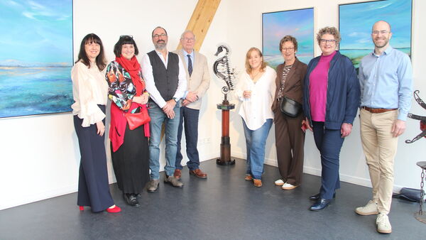 Kunst trifft Natur: Ausstellung im Watt-BZ in Cuxhaven-Sahlenburg eröffnet