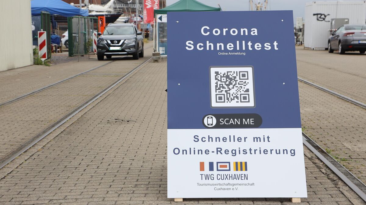 Die Corona-Schnellteststationen im Kreis Cuxhaven rechnen durch die verschärften Corona-Regelungen mit einem großen Andrang ab Mittwoch. Foto: Unruh