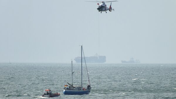 Helgoländer Seenotretter im Einsatz: Schwer erkrankter Segler von Yacht gerettet