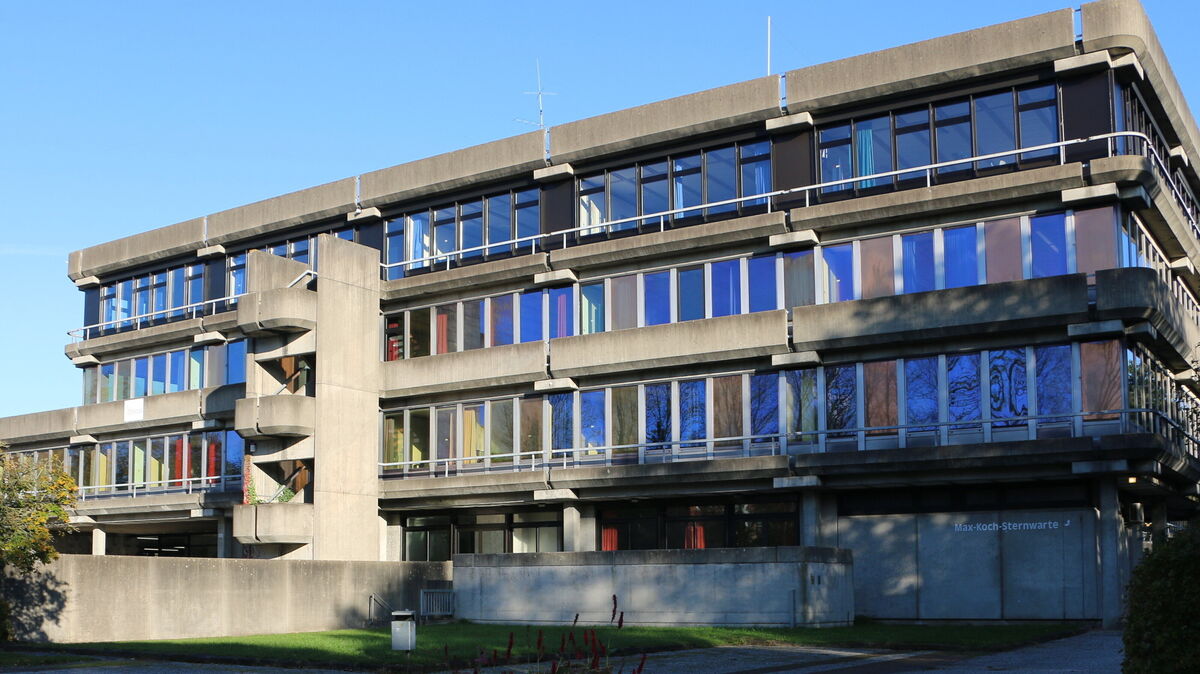 Die BBS Cuxhaven: Seit Sommer ohne Kiosk, doch einige Klassen bieten im Rahmen ihres beruflichen Fachpraxisunterrichts Snacks, Brötchen oder Getränke an. Foto: May