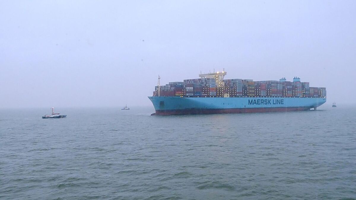 Die "Mumbai Maersk" vor Wangerooge. Foto: Havariekommando