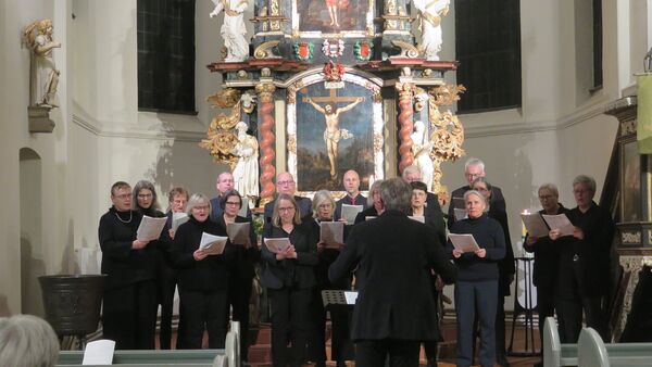 Bach und Krebs erstrahlen in Cuxhaven-Döse: Orgel- und Motetten-Klang in St. Gertrud