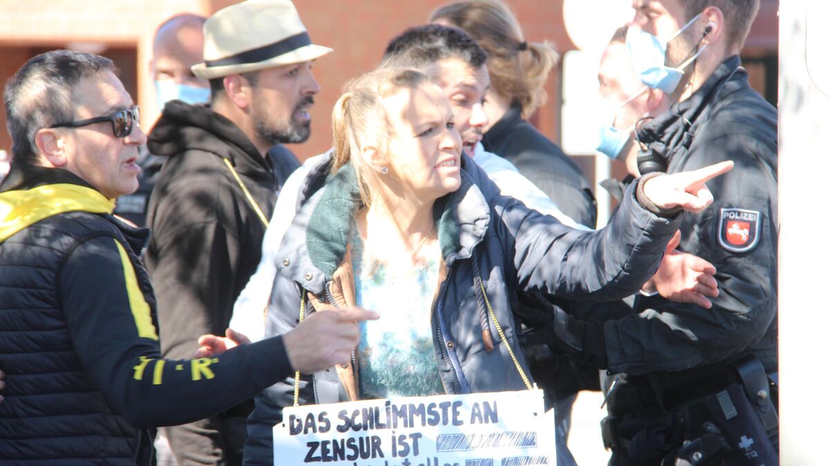 Bei Corona-Protesten am 25. April hatten Teilnehmer die von der Polizei verfügten Auflagen missachtet. Außerdem wurden dabei Vollstreckungsbeamte verletzt. Foto: Archiv
