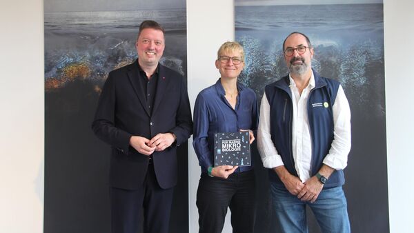 Algenkunst im Watt-BZ in Cuxhaven: Ausstellung macht Klimaforschung sichtbar