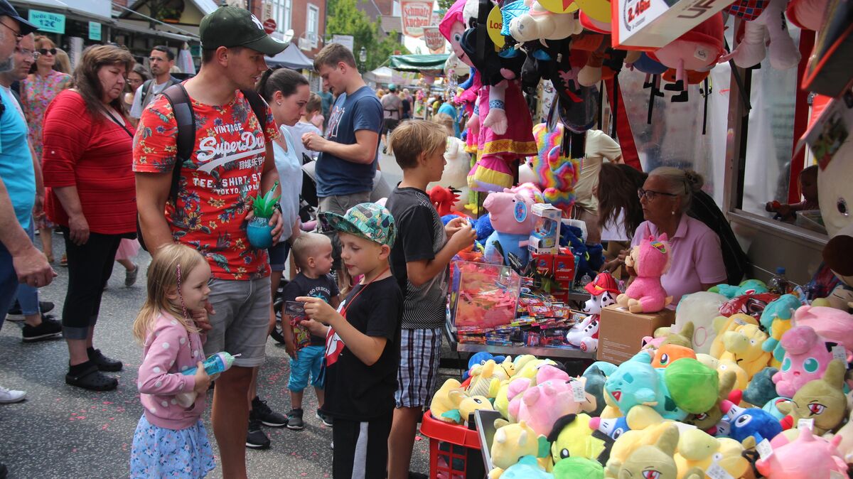  "Lüttes Otterndorfer Altstadtfest" findet riesigen Anklang 