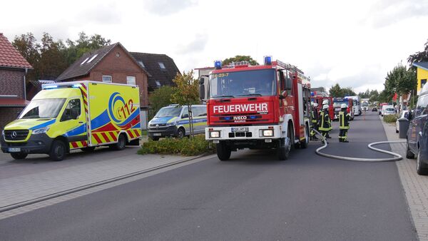 Kellerbrand in Hemmoor: Feuerwehr sichert Waffen und Munition