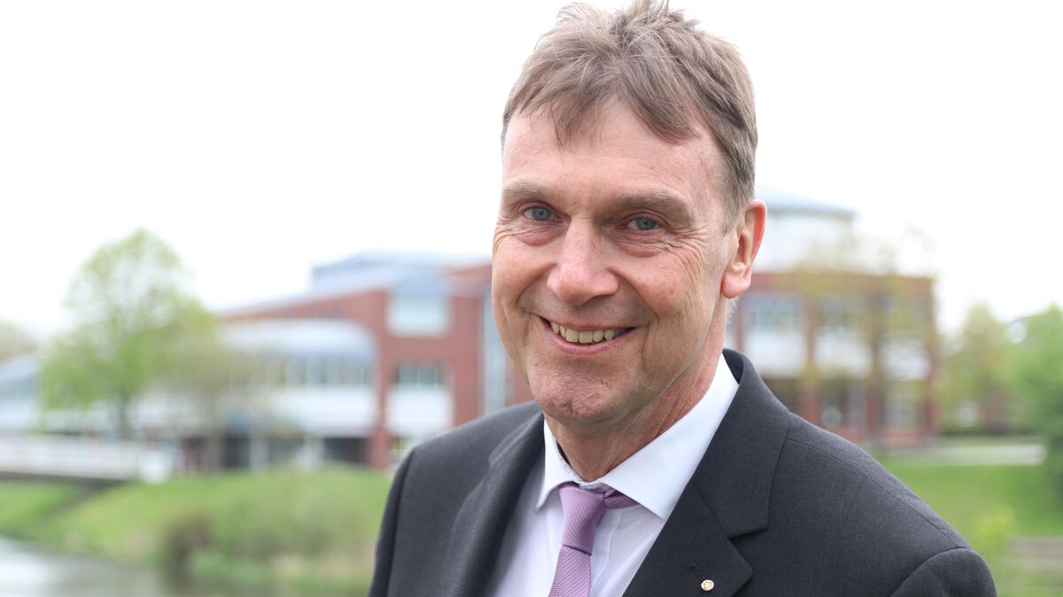 Der vorzeitige Abgang von Landrat Kai-Uwe Bielefeld sorgt auch für Kritik. Foto: Koppe