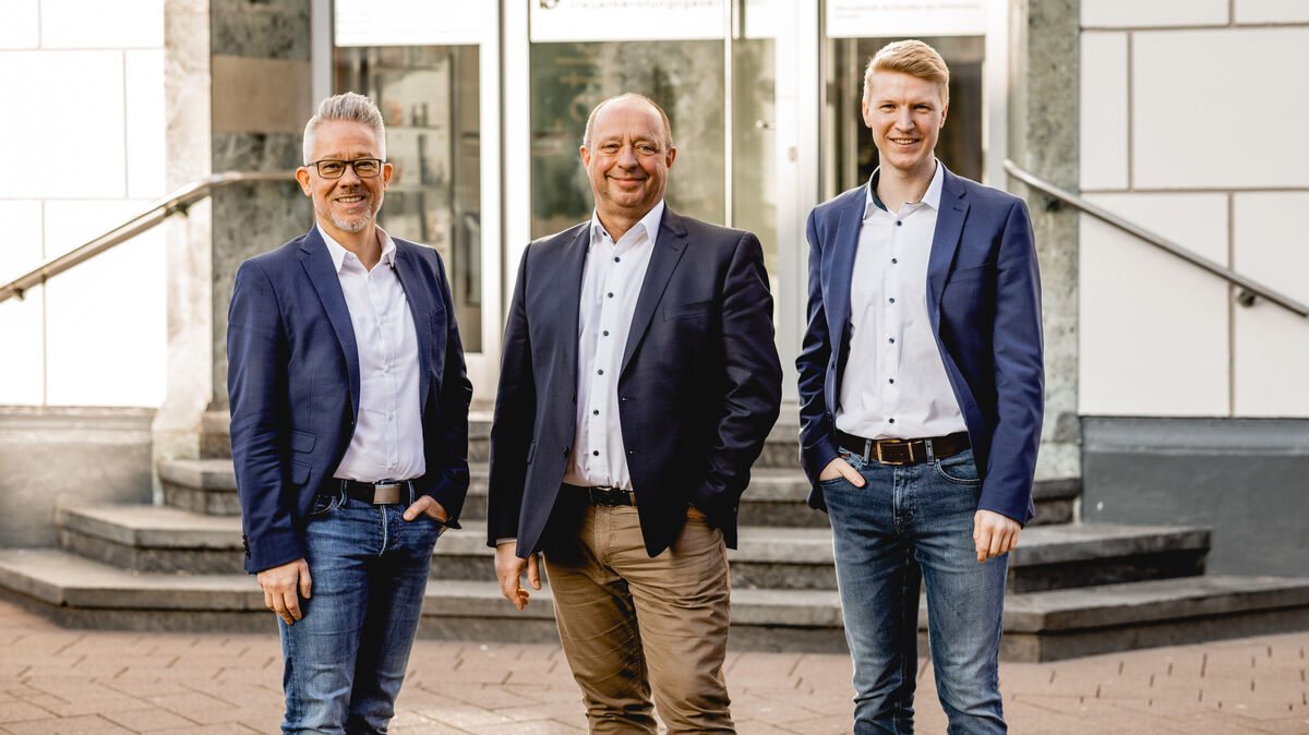 Ralf Jüngerhans, Heinz-Jürgen Ziemen und Jan Berner, die Partner (von links)