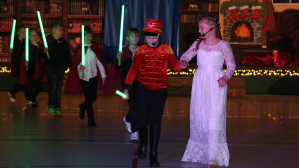 Grundschüler präsentieren märchenhaftes Musical 