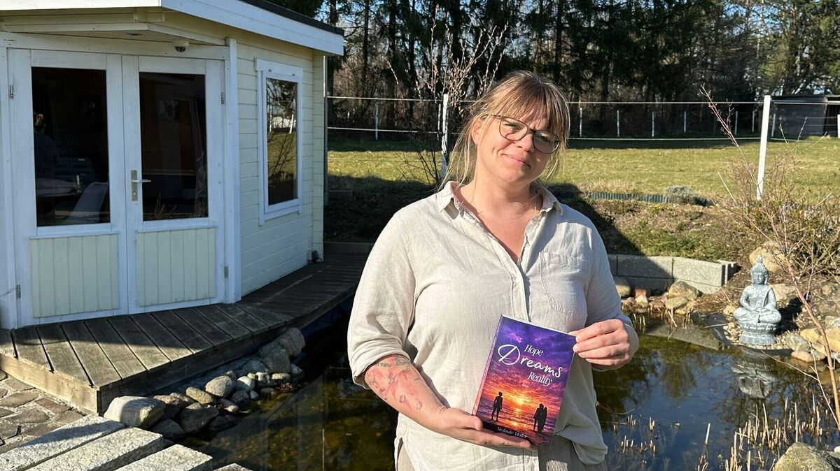 Schon als Kind wollte Stefanie Möller aus Nordholz Autorin werden. Heute kämpft sie dafür, entdeckt zu werden. Foto: Francke