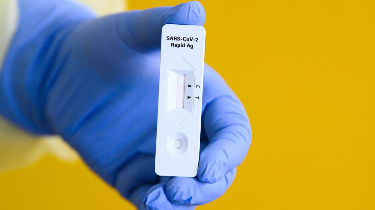 Die Sieben-Tage-Inzidenz im Kreis Cuxhaven ist gegenüber dem Vortag erneut leicht gesunken und liegt im Bundesvergleich weit vorne. Foto: Michael/dpa