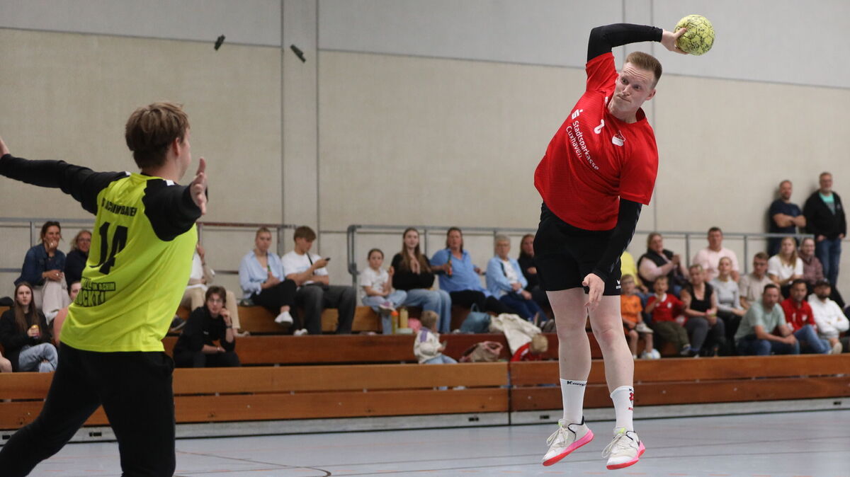 Können Tammo Rosenberg und der TSV Altenwalde beim Endspiel um den Klassenerhalt punkten? Foto: Unruh