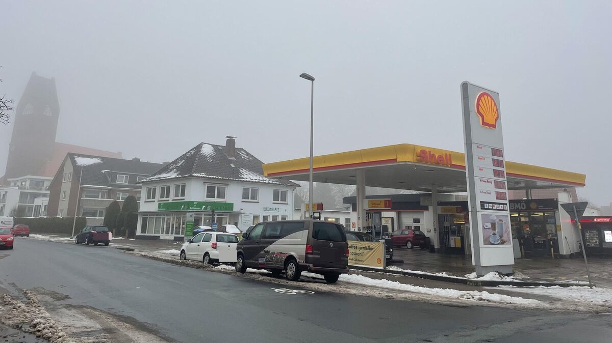 Die Tankstelle am Strichweg war schon häufiger Ziel von Räubern. Am Montag, 12. Januar, gegen 16.15 Uhr betrat der Räuber mit einem Messer in der Hand den Verkaufsraum. Foto: Kramp