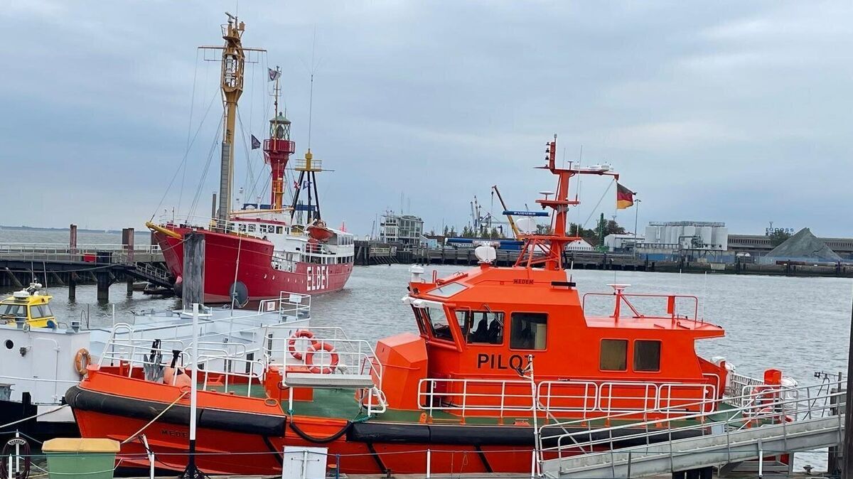 Hingucker an der Alten Liebe: Die "Elbe 1" ist das weltweit größte Feuerschiff.