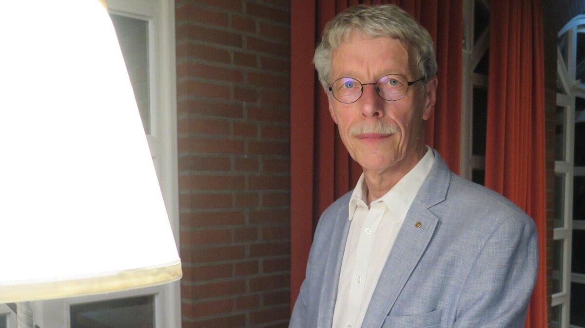 Prof. Ulrich Huse, Autor des unter dem Pseudonym Ulli Flessel geschriebenen historischen Romans „Osterende“. Foto: Cordes