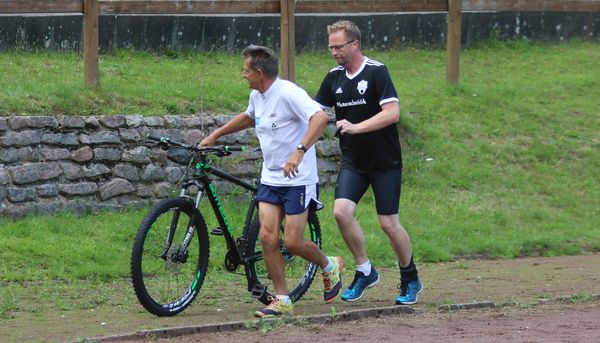 Kleiner Bruder vom Triathlon: CN/NEZ-Sportreporter im Duathlon-Selbstversuch