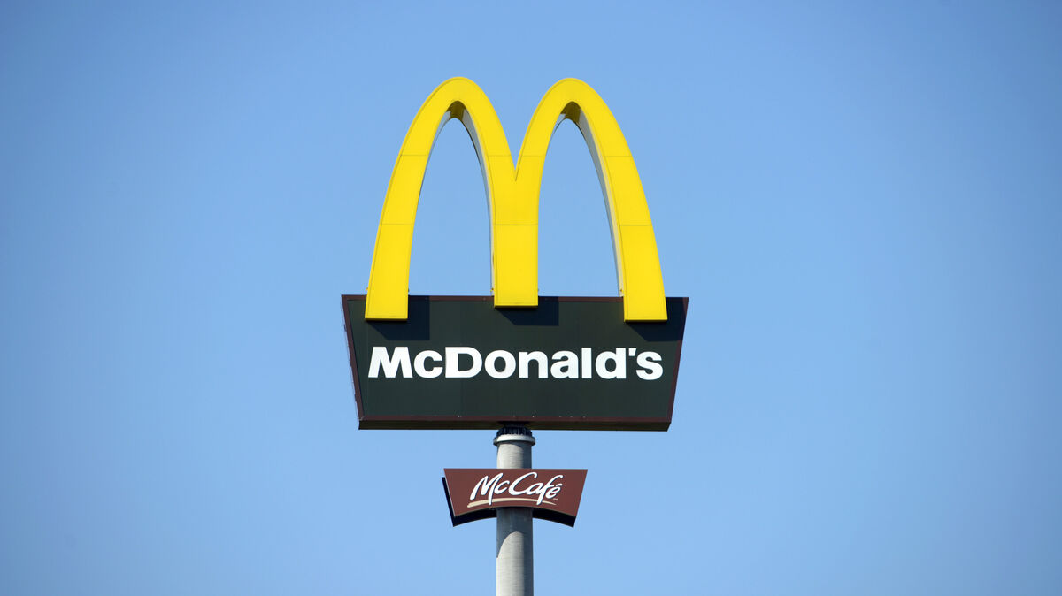 Zeigt "McDonald's" künftig auch in Hemmoor Flagge? Foto: Stefan Sauer/dpa