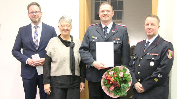 Zweite Amtszeit in Sahlenburg: Spezialist für Wald- und Vegetationsbrände bestätigt