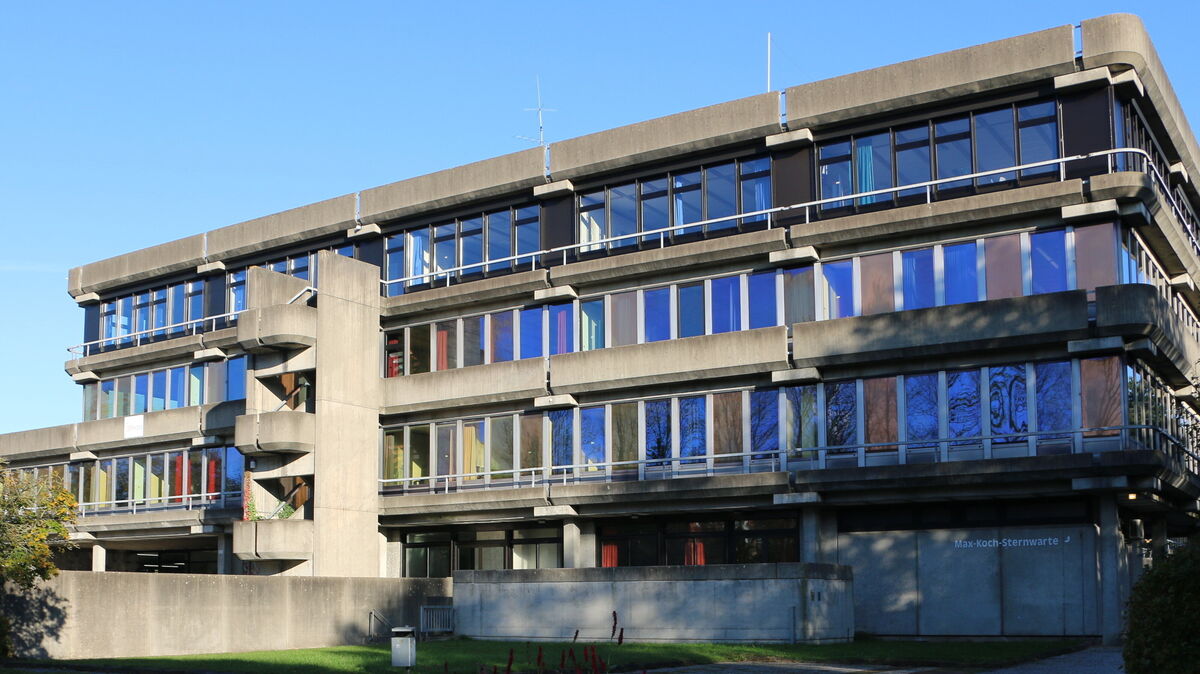 Das Gebäude der BBS Cuxhaven hat baulich gesehen die besten Jahre hinter sich und wird schon lange für die kommende Prioritätenliste der Großbauprpojekte gehandelt. Foto: May