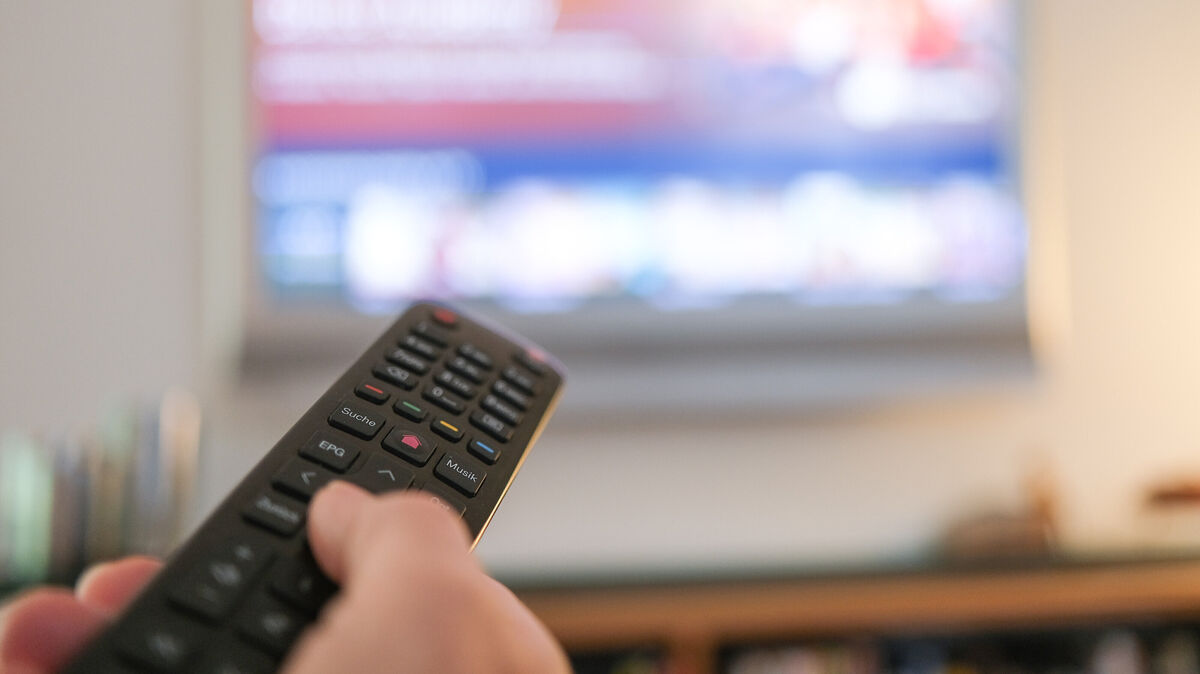 Seit Sonntagmittag fallen im Bereich Weidenstieg Internet, Fernsehen und Telefon aus. Foto: Weißbrod/dpa