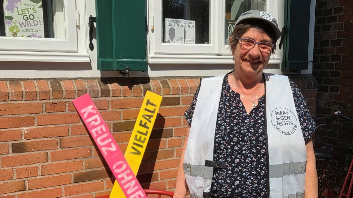 Roswitha Emme, engagierte sich bei den „Omas gegen Rechts“ und gründete eine eigene Ortsgruppe für Otterndorf. Foto: Brettschneider