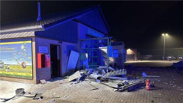 Kreis Cuxhaven und Kreis Rotenburg: Zwei Snackautomaten in rund 24 Stunden gesprengt