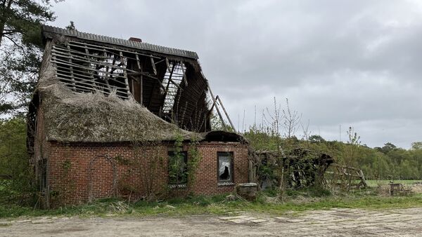 Lost Places in Langenmoor: Einige Objekte in dem kleinen Dorf zeigen sich als Brache