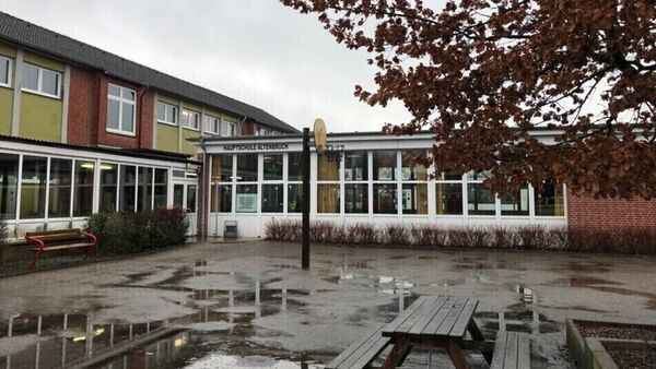 Nach Messerangriff in Lüdingworther Schule: Tatwaffe war wohl kein Schuleigentum